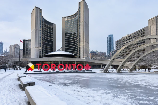 Nathan Phillips Square, à Toronto