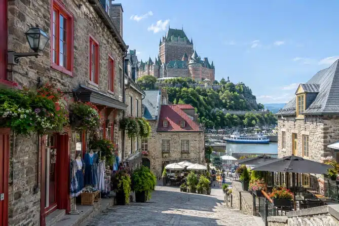 le Petit-Champlain et la place Royale, à Québec