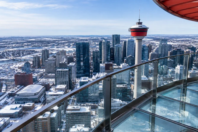 la Calgary Tower, à Calgary