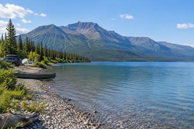 le lac Kathleen, dans le parc national Kluane