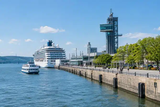 le Grand Quai, dans le Vieux-Port de Montréal