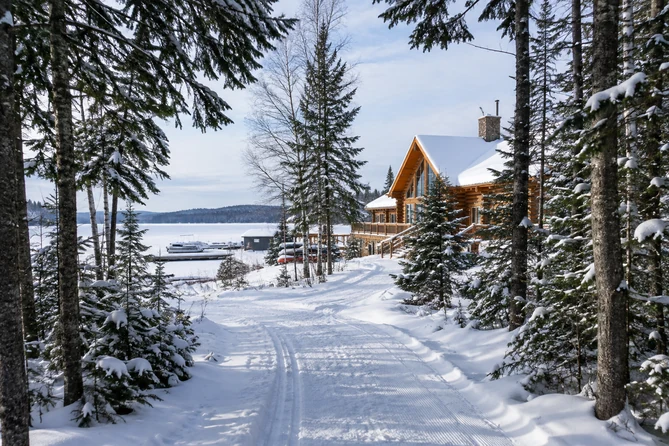 les sentiers d’hiver de l’auberge au lac Taureau